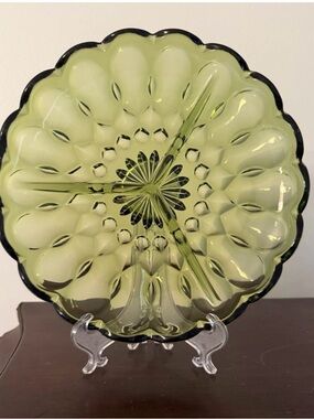 Vtg Anchor Hocking Avocado Green Glass “Fairfield” Pattern Divided Dish 1970s